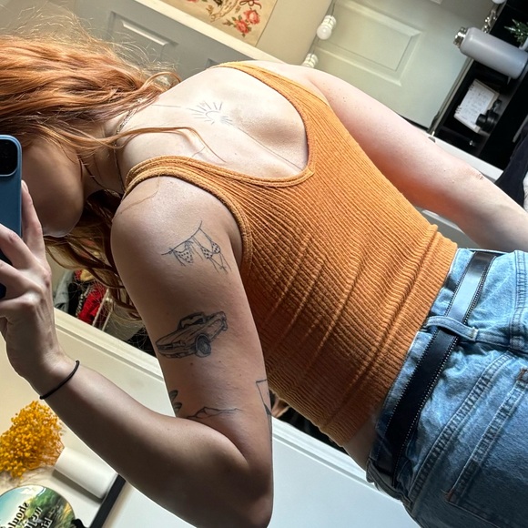 Orange Ribbed Crop Top - Picture 2 of 5